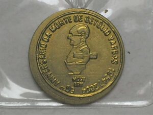 Medalha Aniversário 50 anos da Morte de Getúlio vargas 1954/2004 / Cunhada sobre 2 Cruzeiros 1949 / m100.4