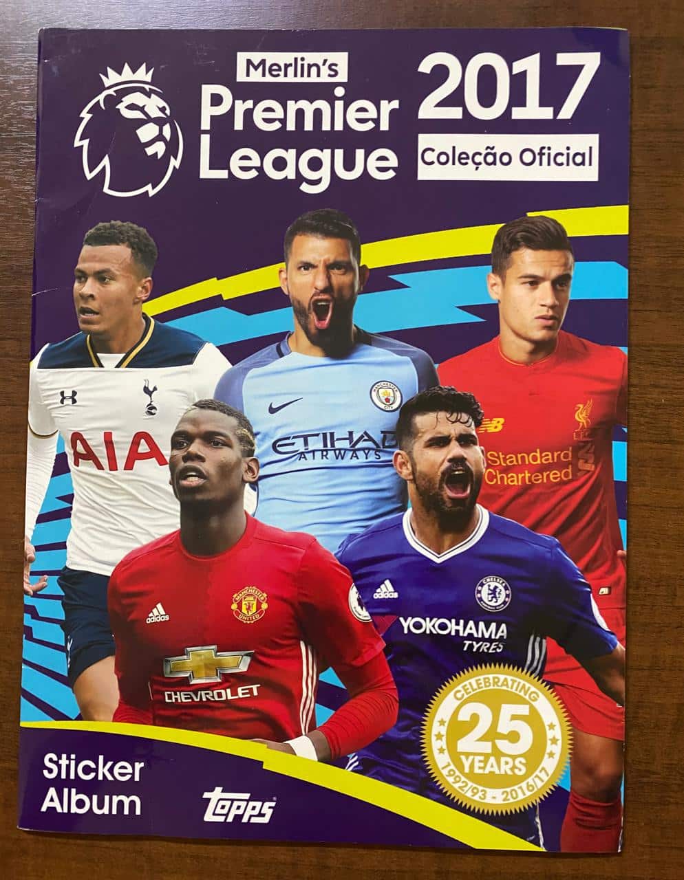 | Casa do Colecionador Álbum de Figurinhas Premier League 2017