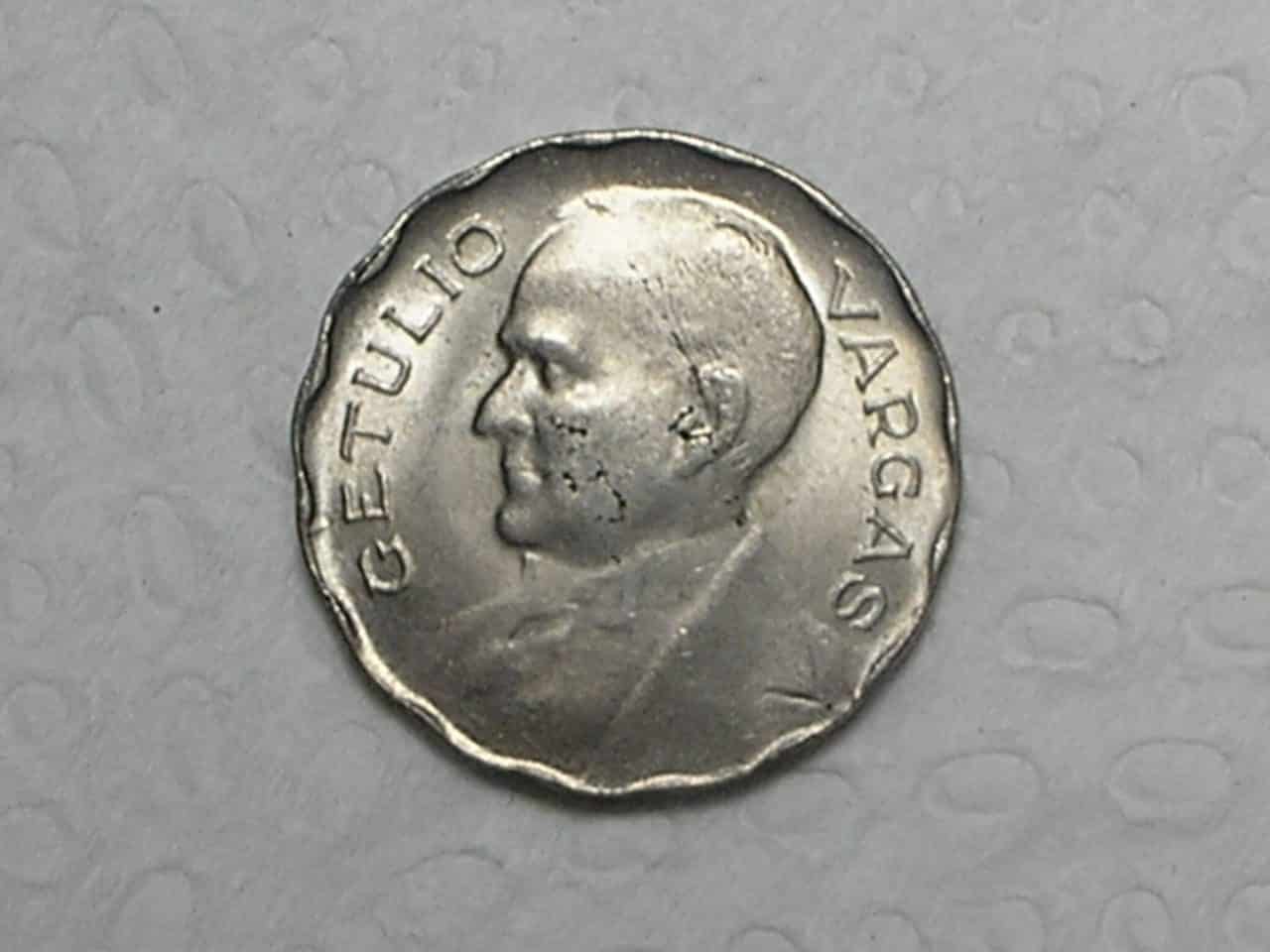 | Casa do Colecionador 100 Réis - 1938 / Getúlio Vargas - S/Fc - m250.1