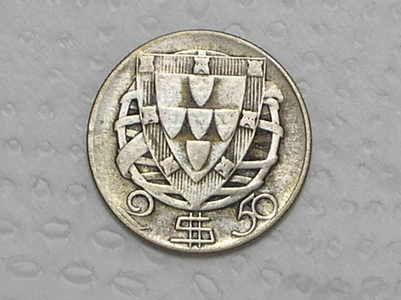 | Casa do Colecionador Portugal) 2-1/2 Escudos - 1944 / Prata / box16.1