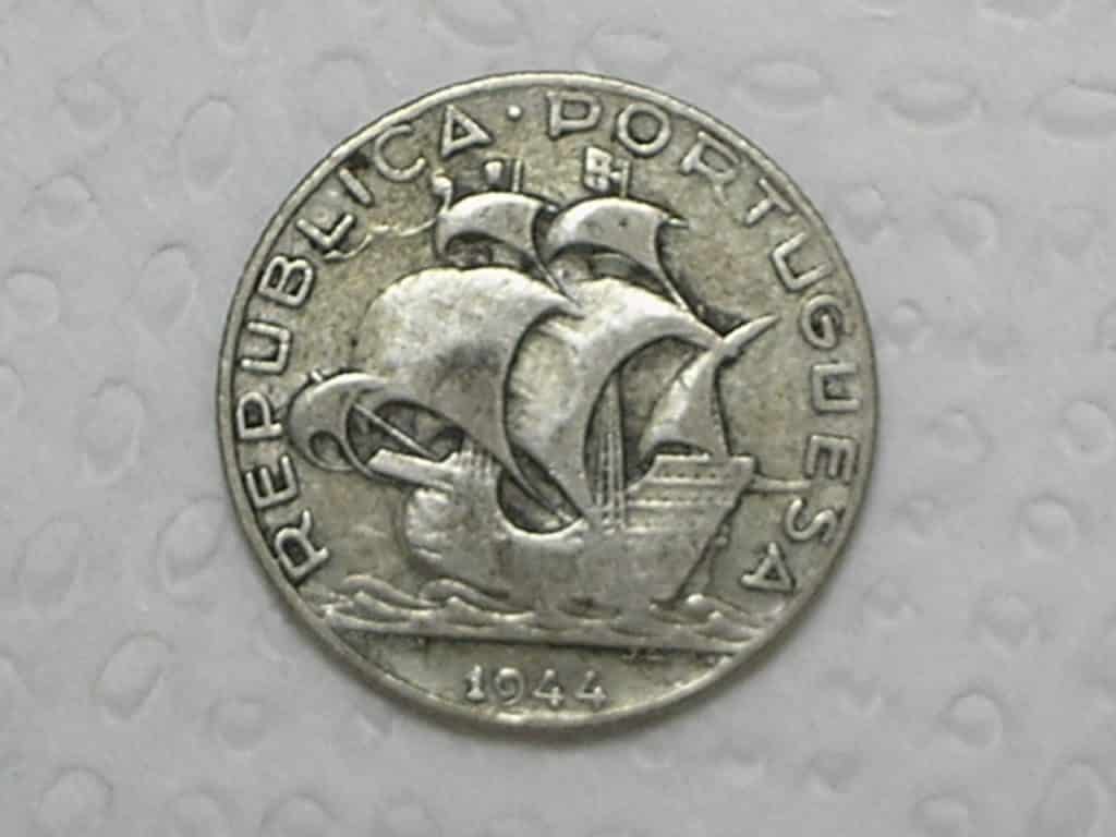 | Casa do Colecionador Portugal) 2-1/2 Escudos - 1944 / Prata / box16.8