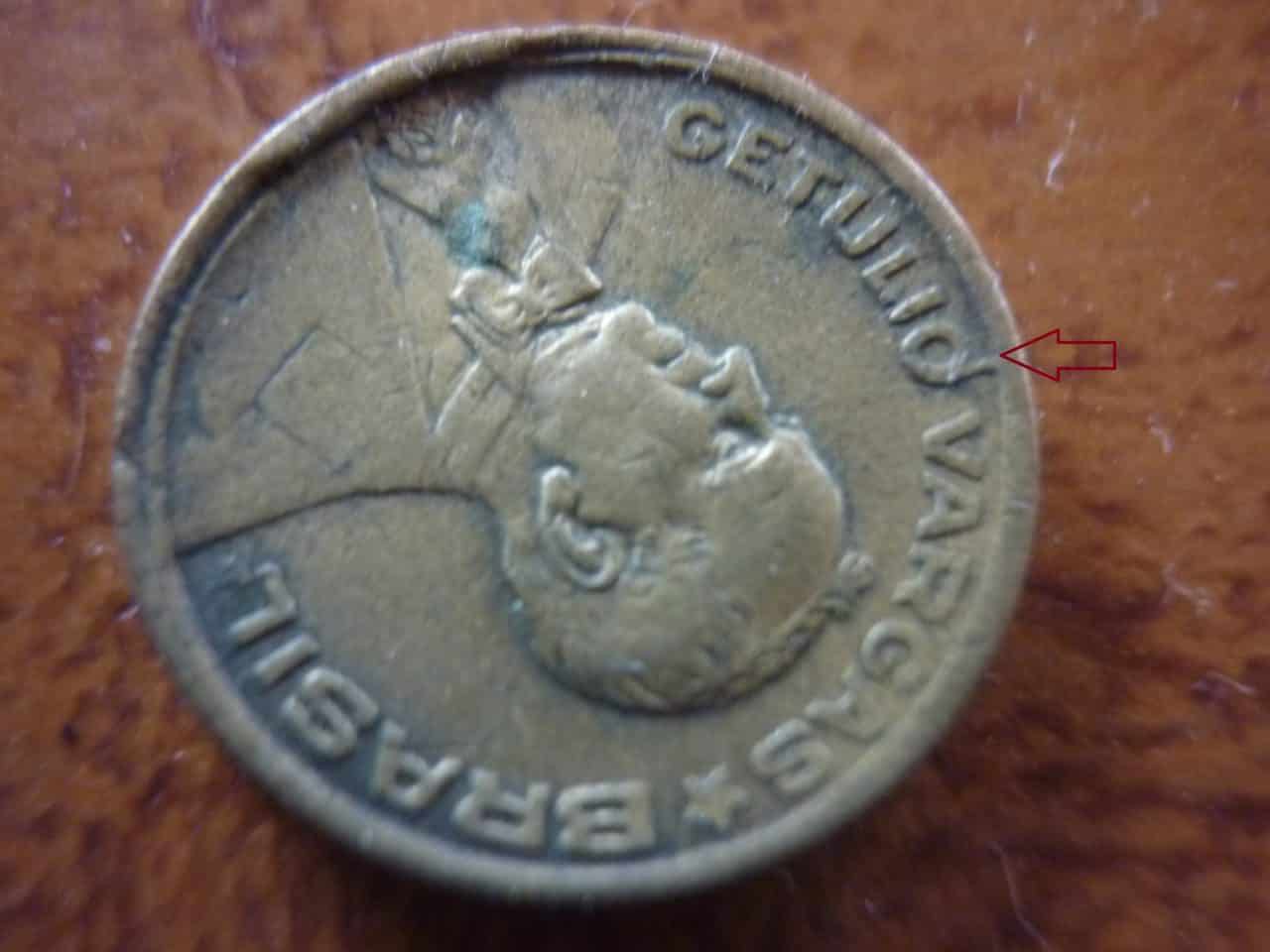 | Casa do Colecionador 10 CENT. 1944 GETULID. E PONTO NA ESTRELA VER FOTOS.