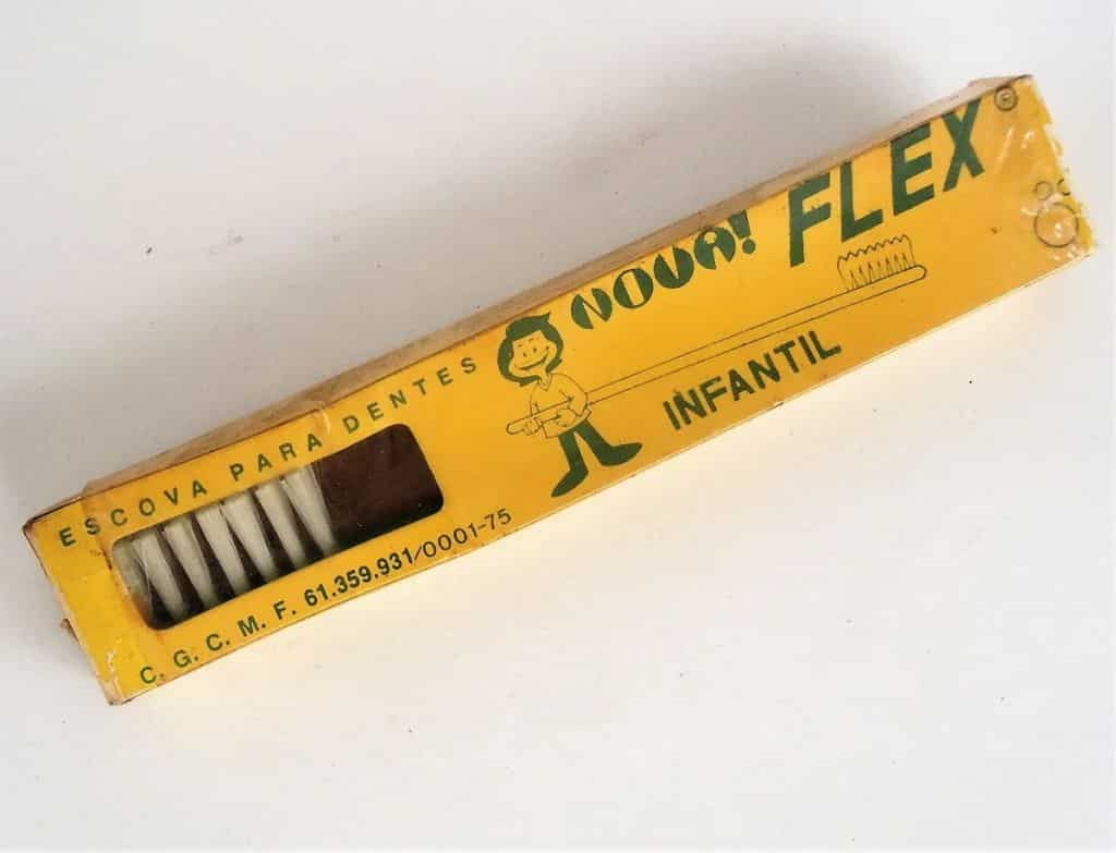 | Casa do Colecionador Antiga Escova De Dentes Nova Flex - Anos 80 - Memorabilia