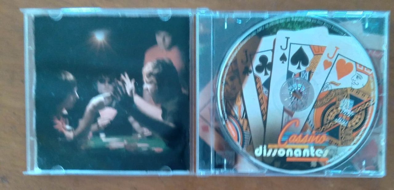 | Casa do Colecionador Cd Dissonantes Cassino Quase Fui Te Procurar Amor Retro