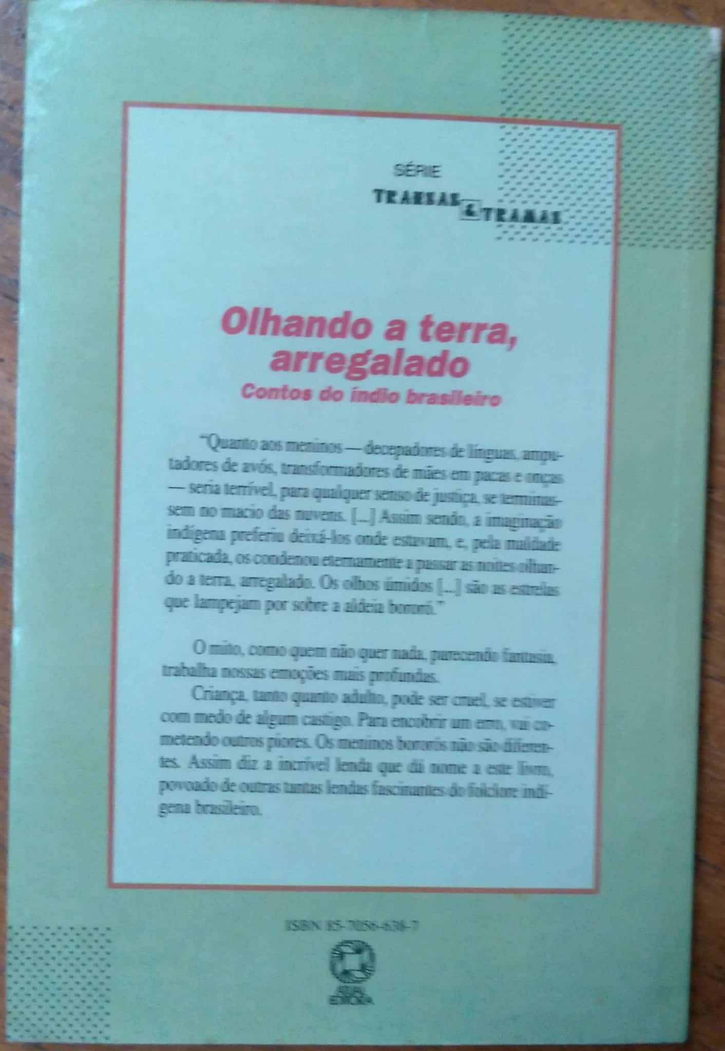 | Casa do Colecionador Livro Olhando a Terra arregalado / Margarida patriota / Atual Transas e tramas.