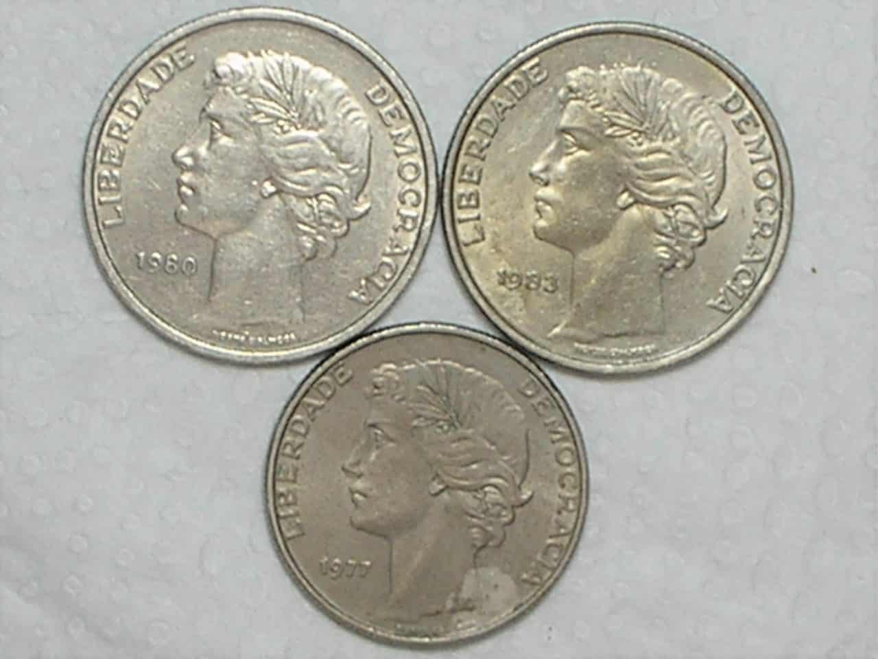 | Casa do Colecionador Portugal) 25 Escudos - 1977 / 1980 / 1983 / m330