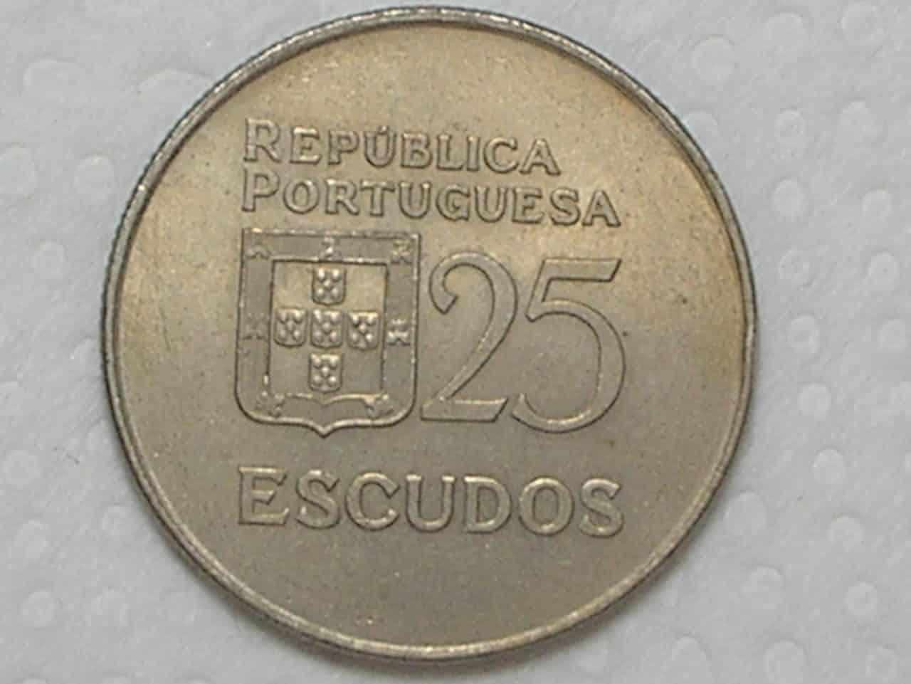 | Casa do Colecionador Portugal) 25 Escudos - 1977 / Ni / box18