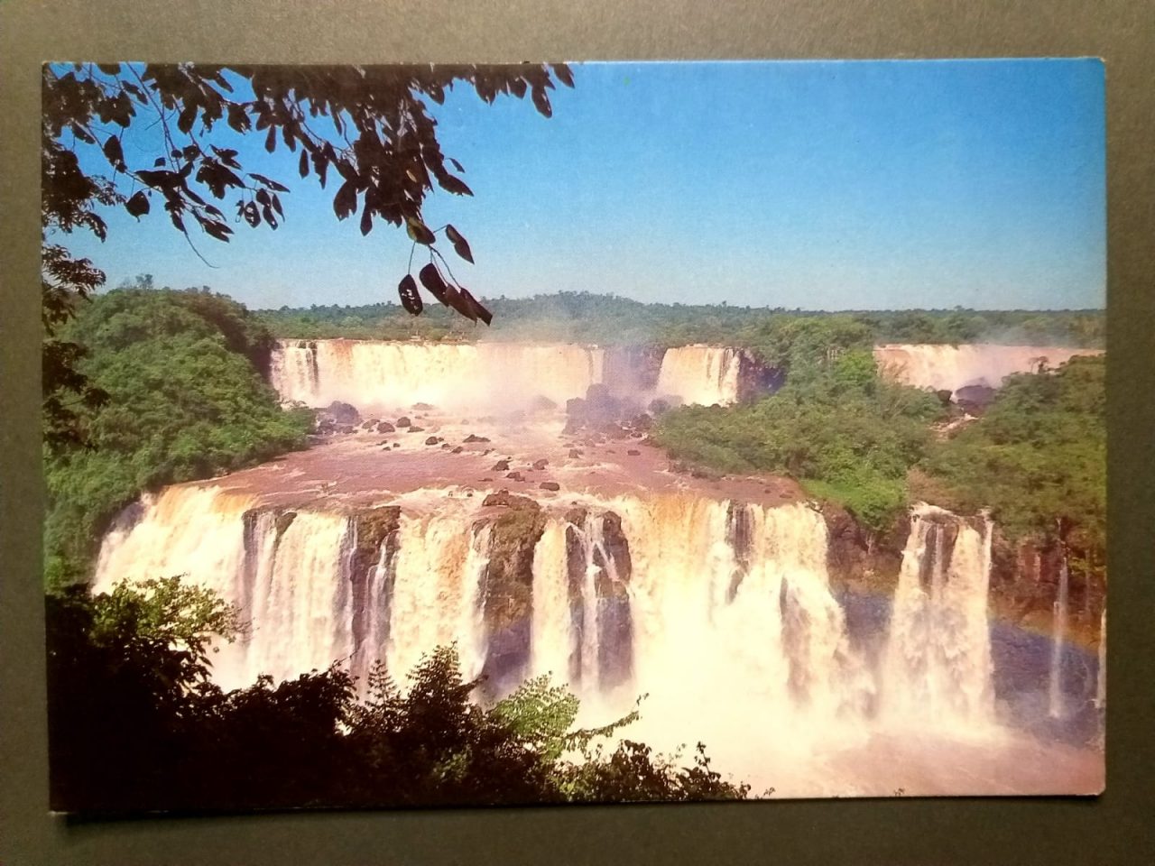 | Casa do Colecionador Cartão Postal - Paraná (Foz do Iguaçú) Vista Parcial das Famosas Cataratas (Paraná Cart Nº 120)