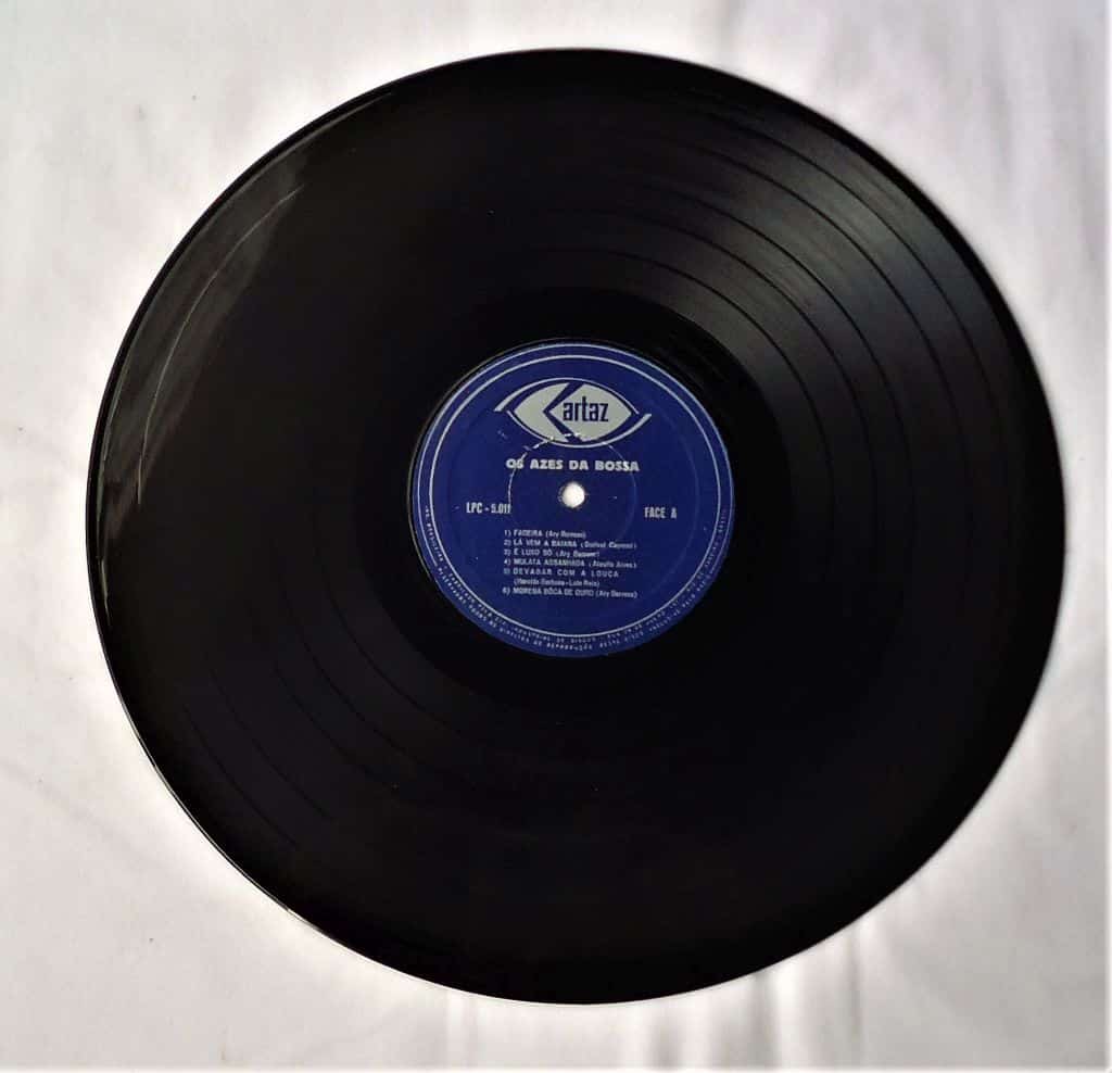 | Casa do Colecionador LP Vinil - Sambas Em Duas Bossas - Os Azes da Bossa - Cartaz - 1964