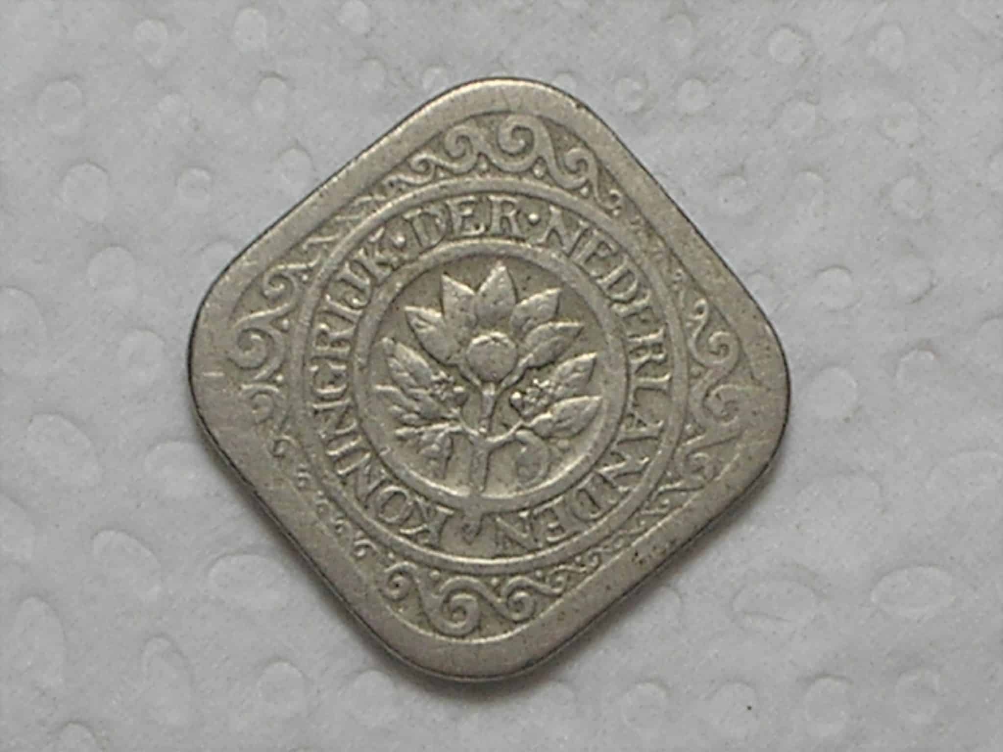 | Casa do Colecionador Holanda) 5 Cents - 1923 - quadrada / Cu-Ni / box19