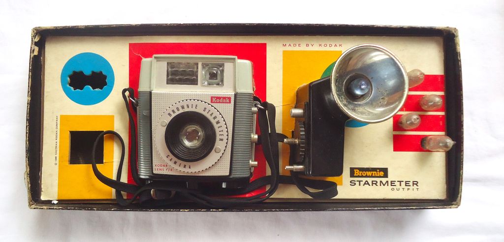 | Casa do Colecionador Camera Fotografica Vintage - Kodak Brownie Starmeter - Na Caixa - 1960