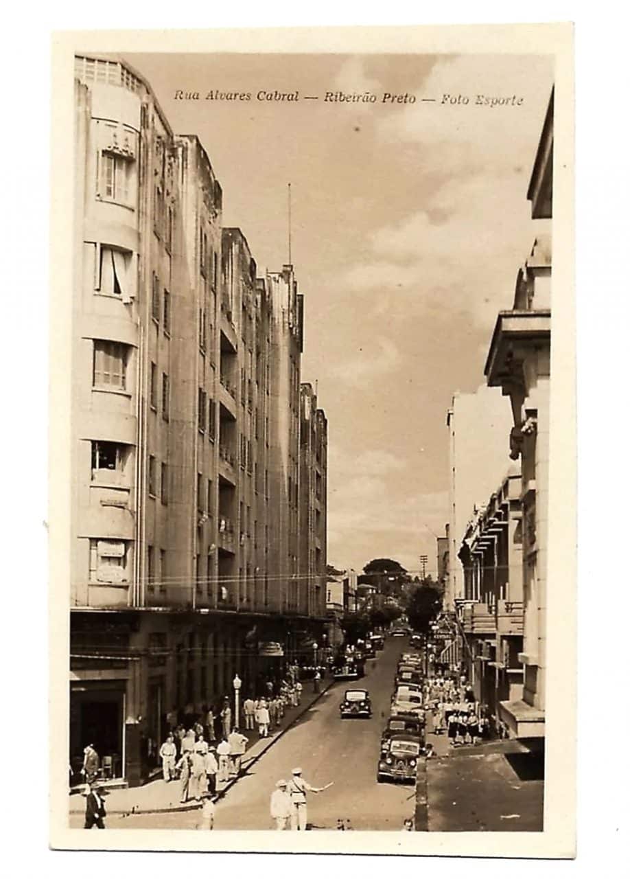 | Casa do Colecionador Cartao Postal Fotografico - Rua Alvares Cabral - Ribeirao Preto ( SP ) - Anos 40