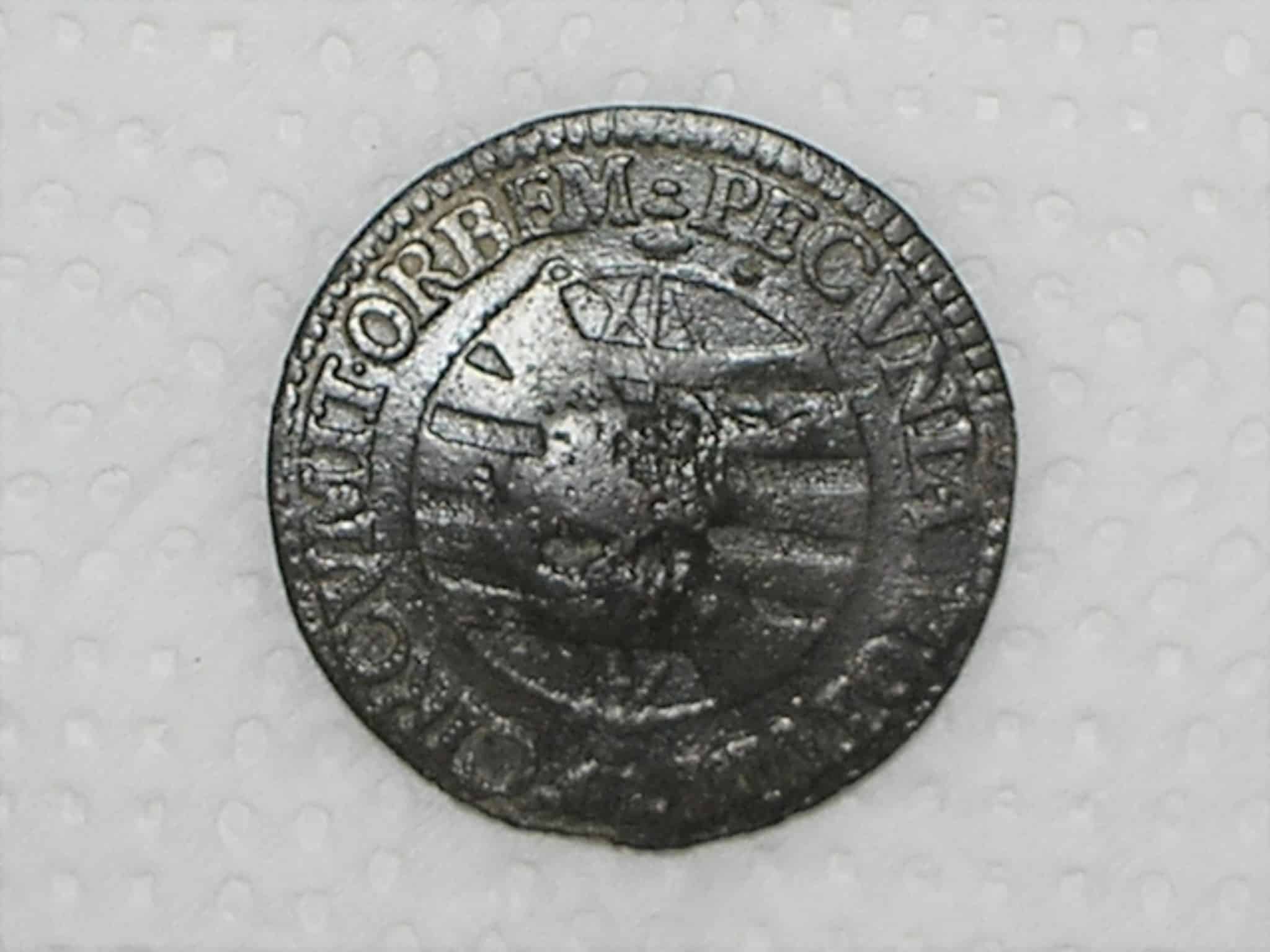 | Casa do Colecionador V Réis – 1768 / Corôa baixa / Carimbo Escudete / 38+1 Pérolas / Data sem pontos / Escassa / Colonia de D. Jose I / Cobre / Bc/Mbc / box21
