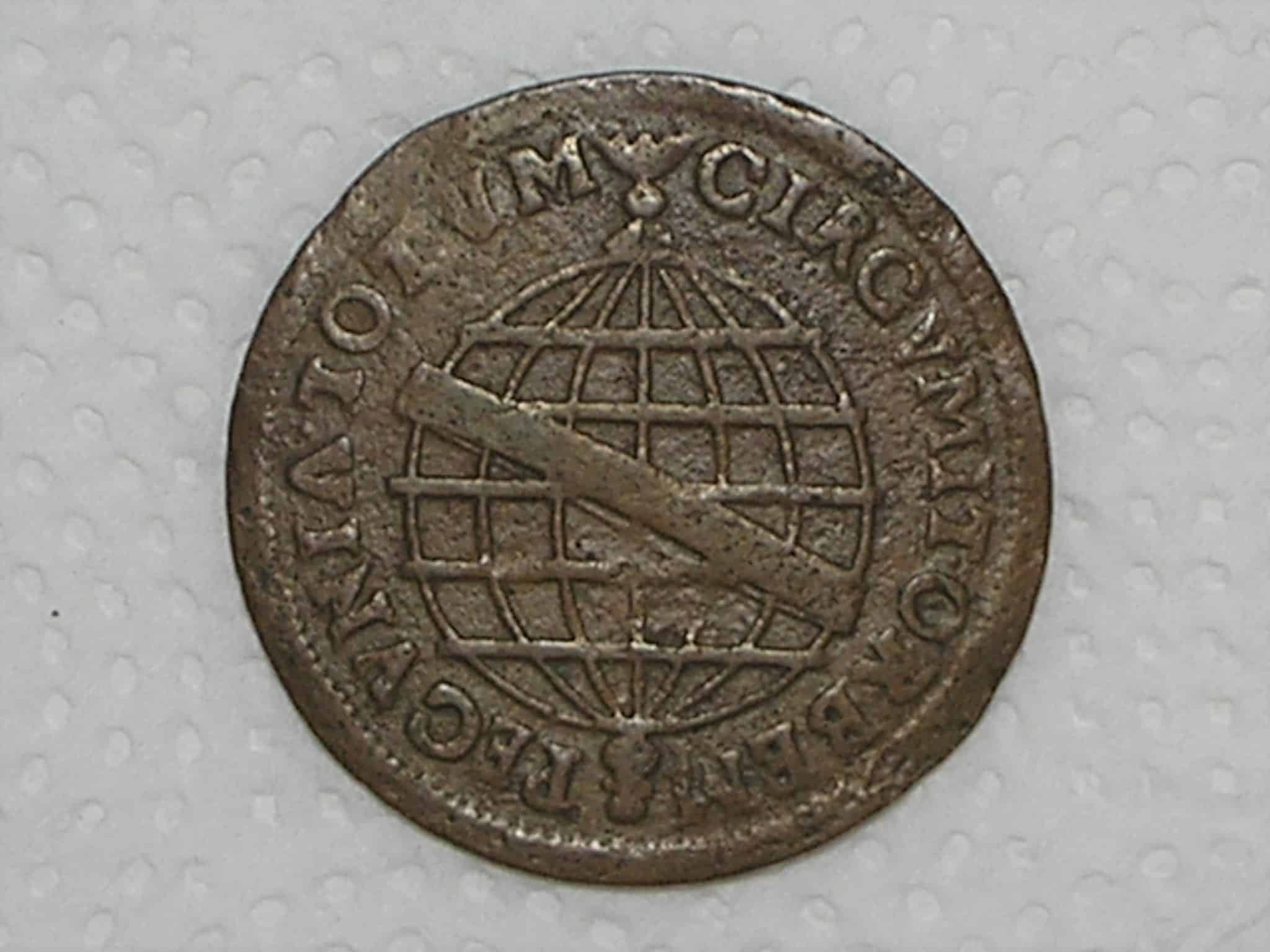| Casa do Colecionador X Réis – 1715 / 41 Perolas / JoAnnes, A com traço / Colônia de D. João V / escassa / Cobre / Mbc / Box22