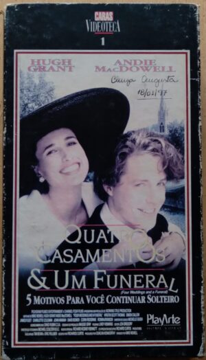 Fita VHS Quatro casamentos e um Funeral / comédia romântica.