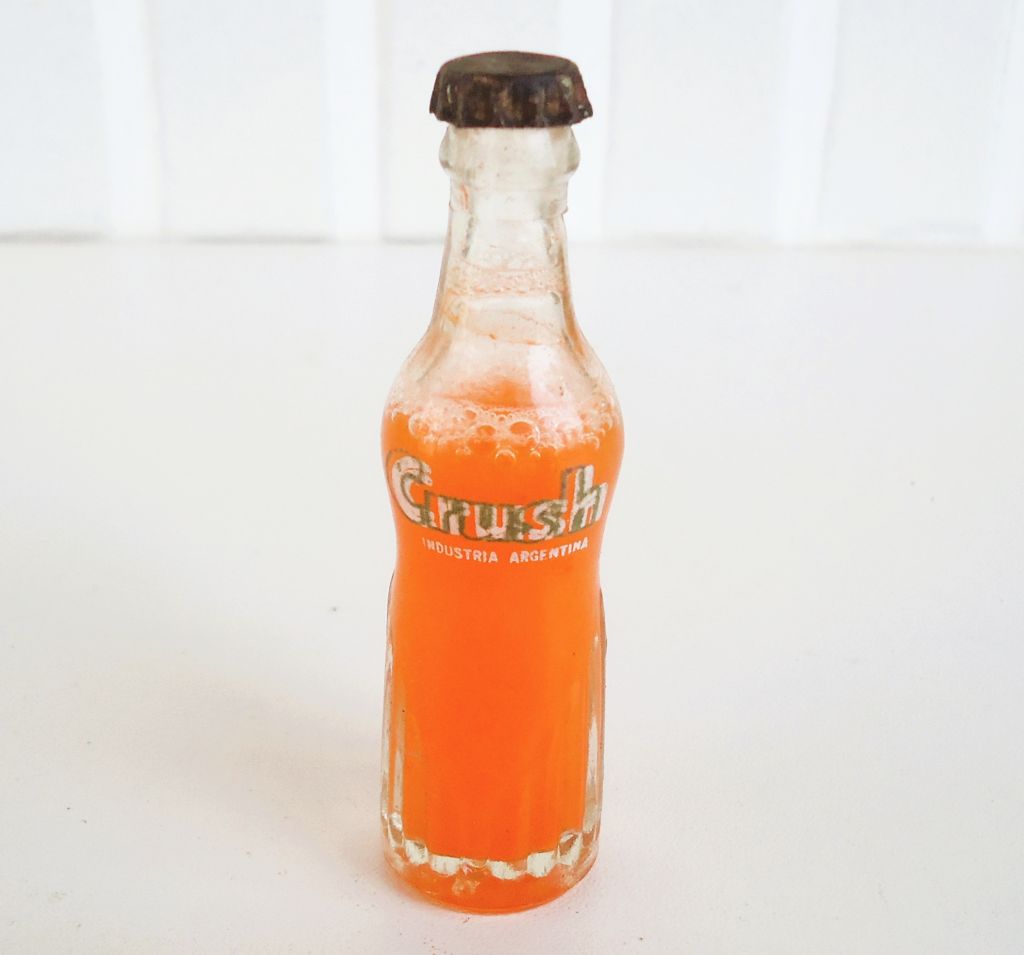 | Casa do Colecionador Garrafa Miniatura - Refrigerante Crush - Anos 70