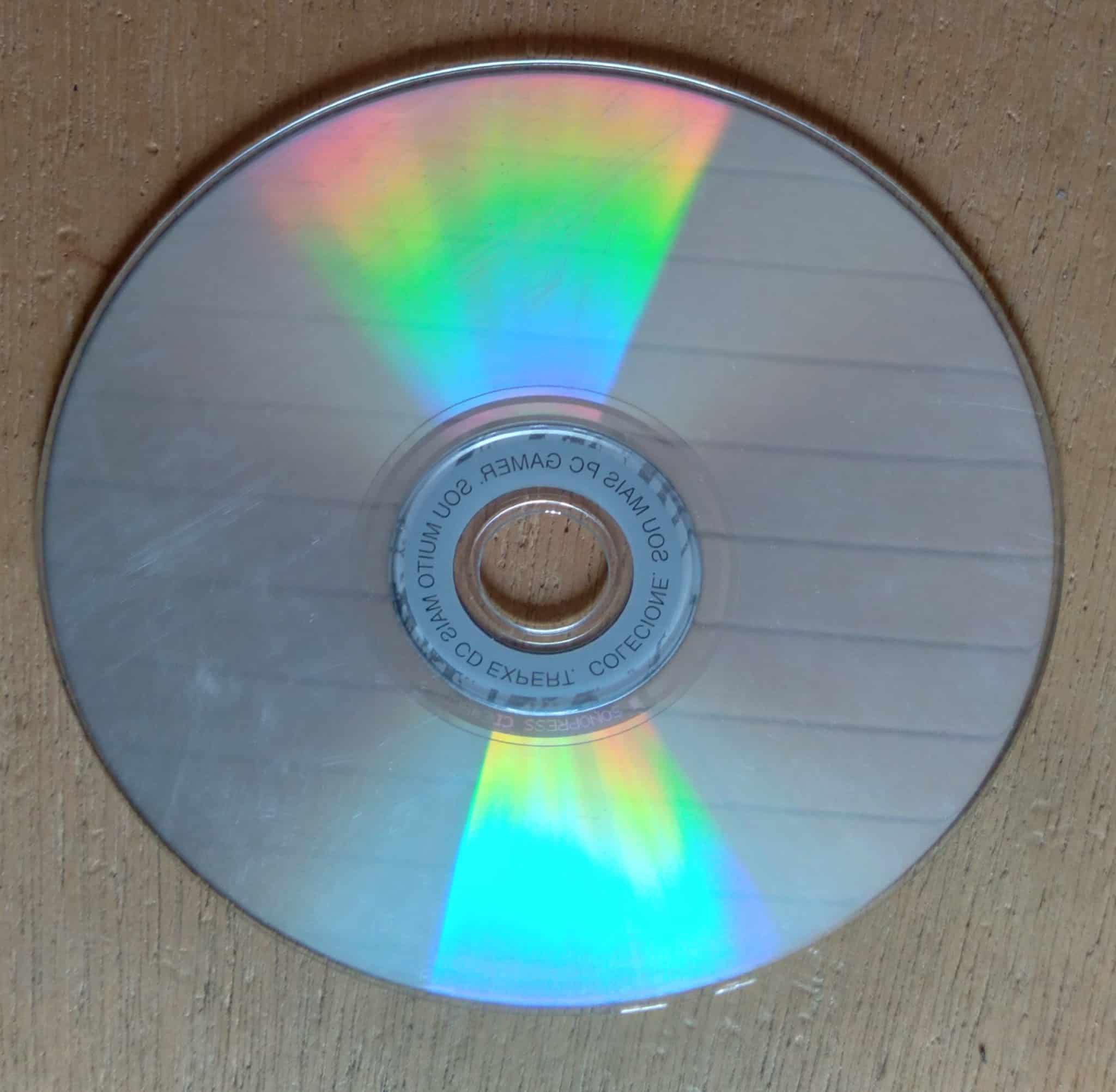 | Casa do Colecionador Jogo para Computador cd expert / 18 demos jogáveis.