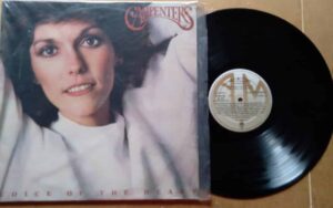 Vinil LP Carpenters Voice of the Heart / New Ordinary Fool.