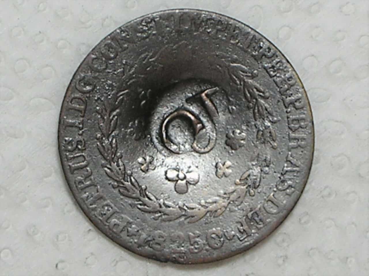 | Casa do Colecionador 40 Réis - 1825 Cuiabá / 21 Tulipas / Carimbo 10 / Data e Letra C entre Cruzetas ++ / Império D. Pedro I / Cobre / Escassa / Bc / box21