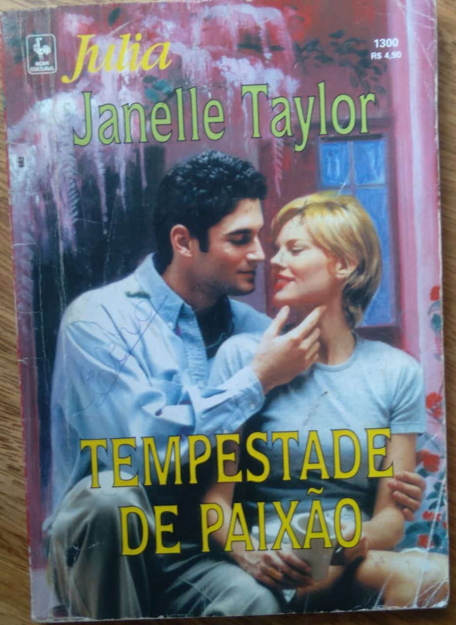 | Casa do Colecionador Bolsilivro Julia 1300 / Tempestade de Paixão / Janelas Taylor.