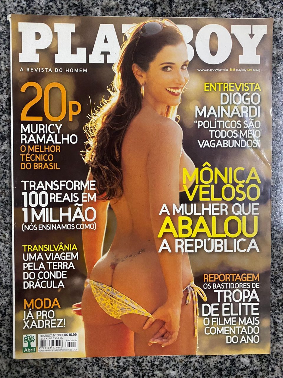 | Casa do Colecionador Playboy Nº 389 - Mônica Veloso - Outubro 2007 ( Revista com Pôster)