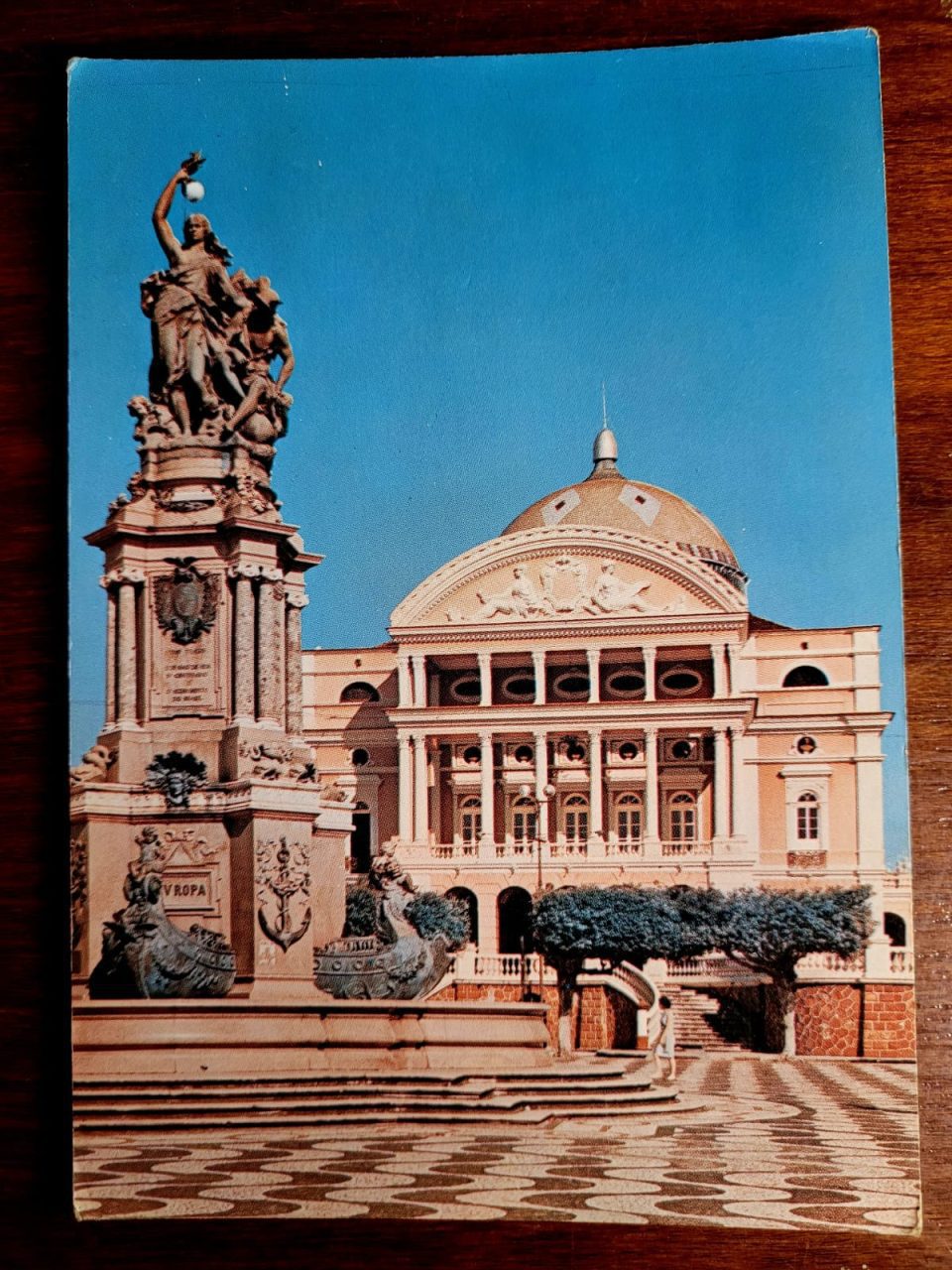 | Casa do Colecionador Cartão Postal - Amazonas (Manaus) Brasil Turístico Nº 01 - Teatro Amazonas e Monumento da Abertura dos Portos à Navegação
