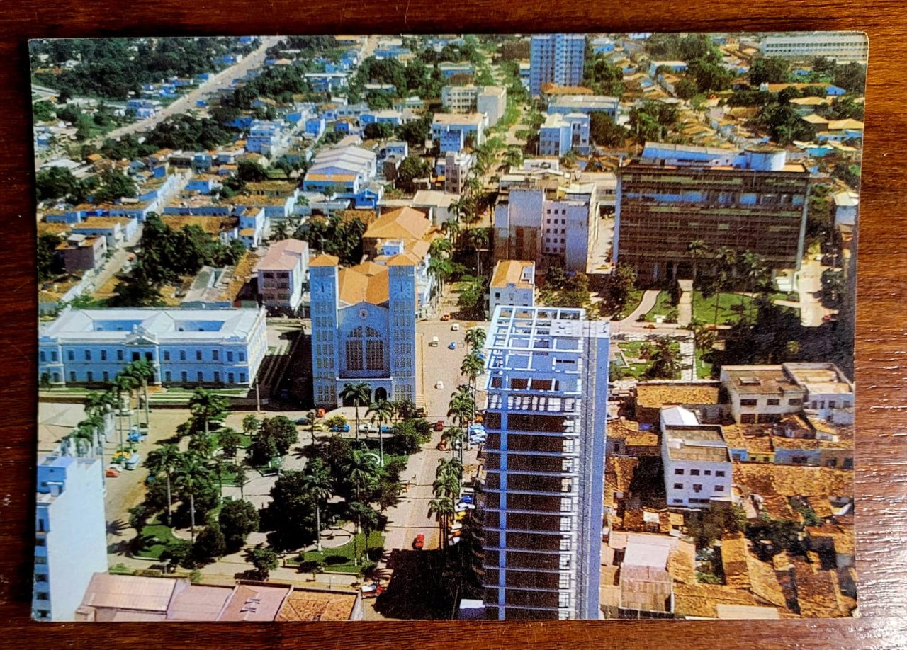 | Casa do Colecionador Cartão Postal - Mato Grosso (Cuiabá) Brasil Turístico Nº 73 - Praça da República no Centro de Cuiabá