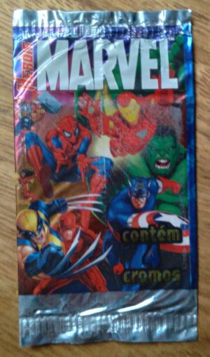 CM On Line Heróis Marvel / envelope lacrado com 4 figurinhas.