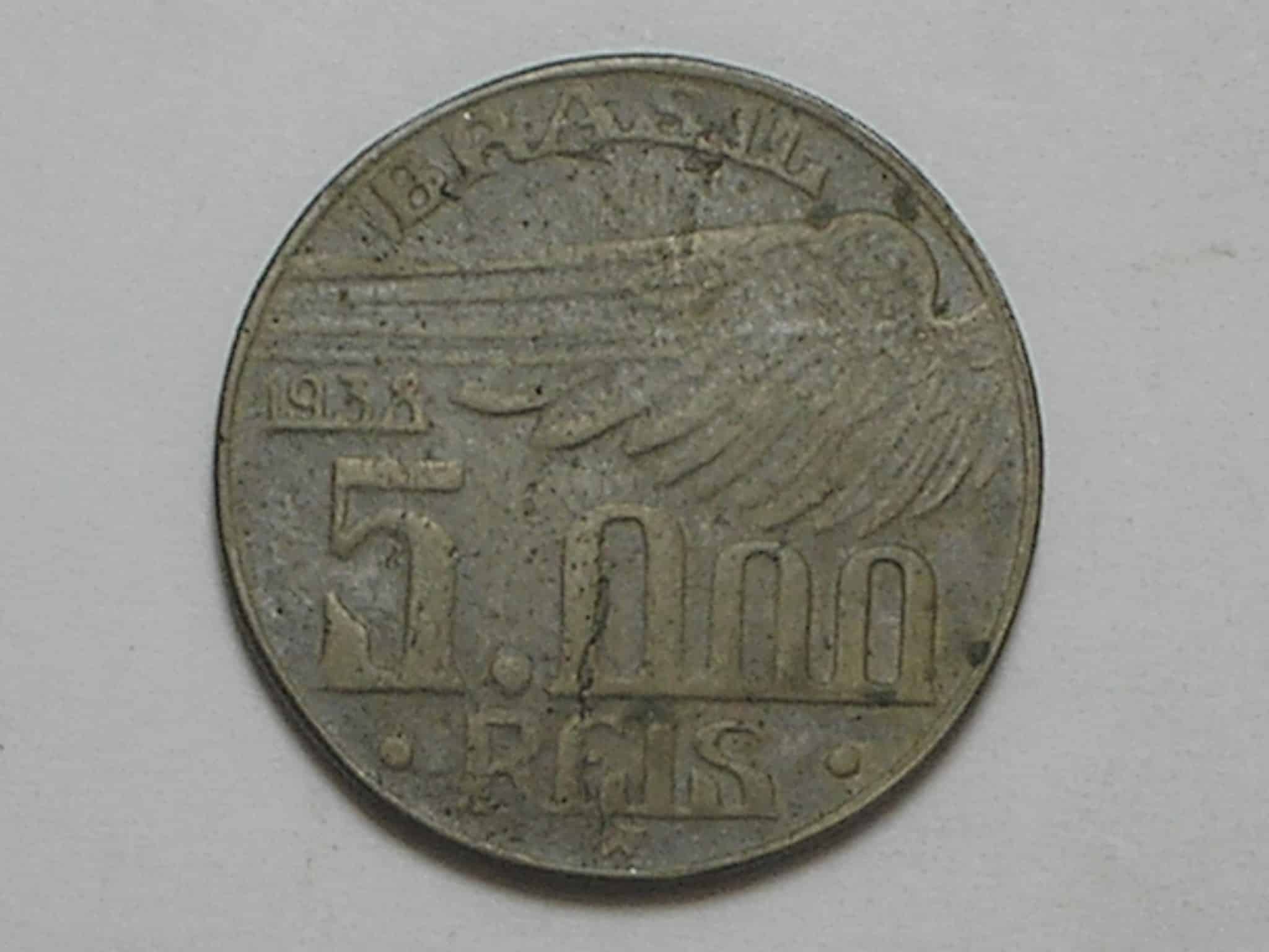 | Casa do Colecionador Falsa da Época) 5.000 Réis - 1938 / Liga / Sts. Dumont / República / Muito procurada
