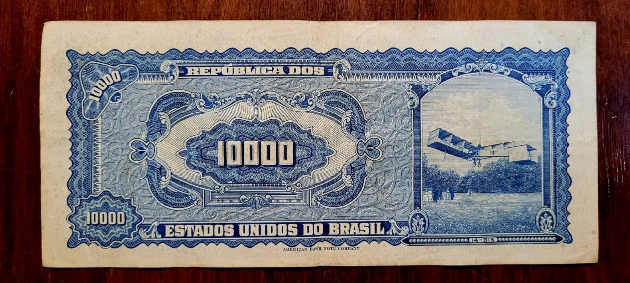 | Casa do Colecionador 10.000 (Dez Mil Cruzeiros) com Carimbo de 10 Cruzeiros Novos (Santos Dumont) - Cédula C124 - MBC - Nº 079158 (Ano 1966)