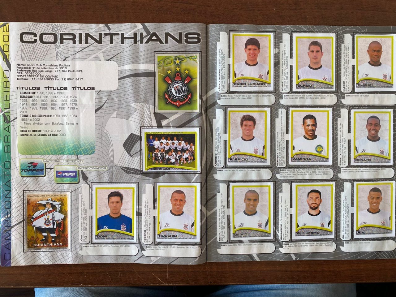 | Casa do Colecionador Album Campeonato Brasileiro 2002 3