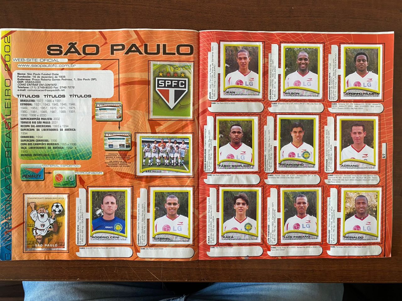 | Casa do Colecionador Album Campeonato Brasileiro 2002 6