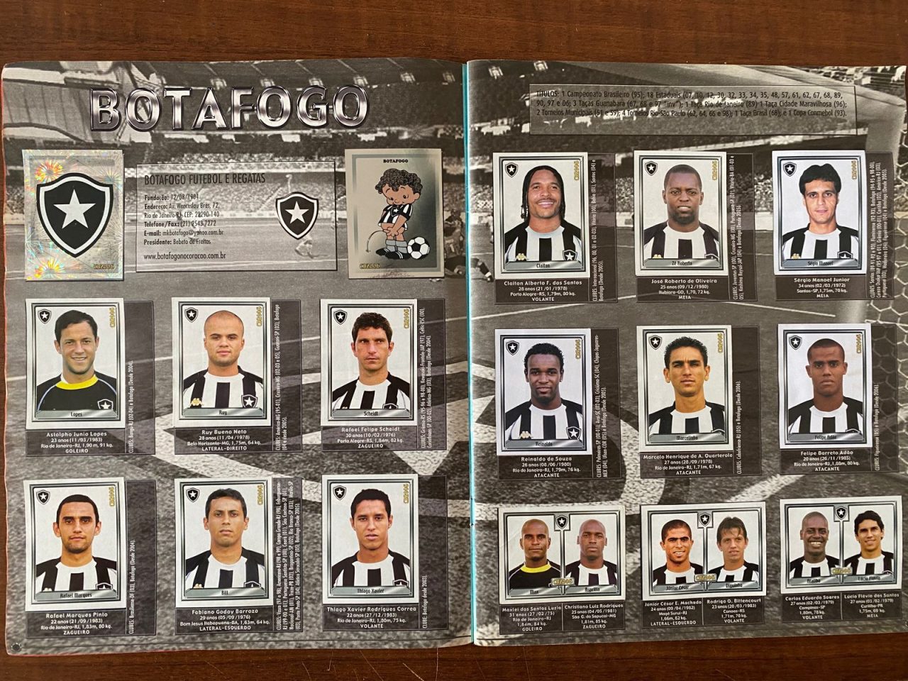 | Casa do Colecionador Álbum Campeonato Brasileiro 2006