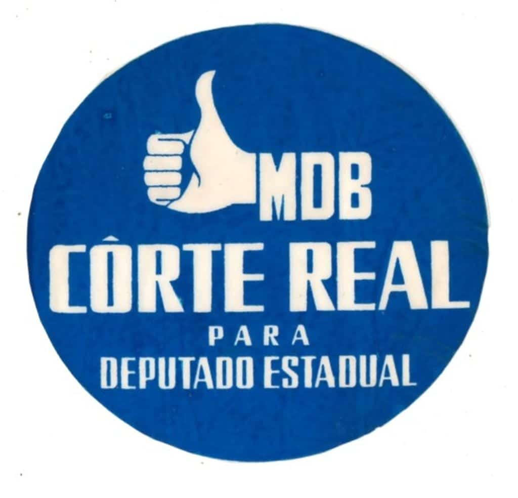 | Casa do Colecionador Antigo Plastico Adesivo Politica – MDB – Deputado Estadual Corte Real – Anos 60