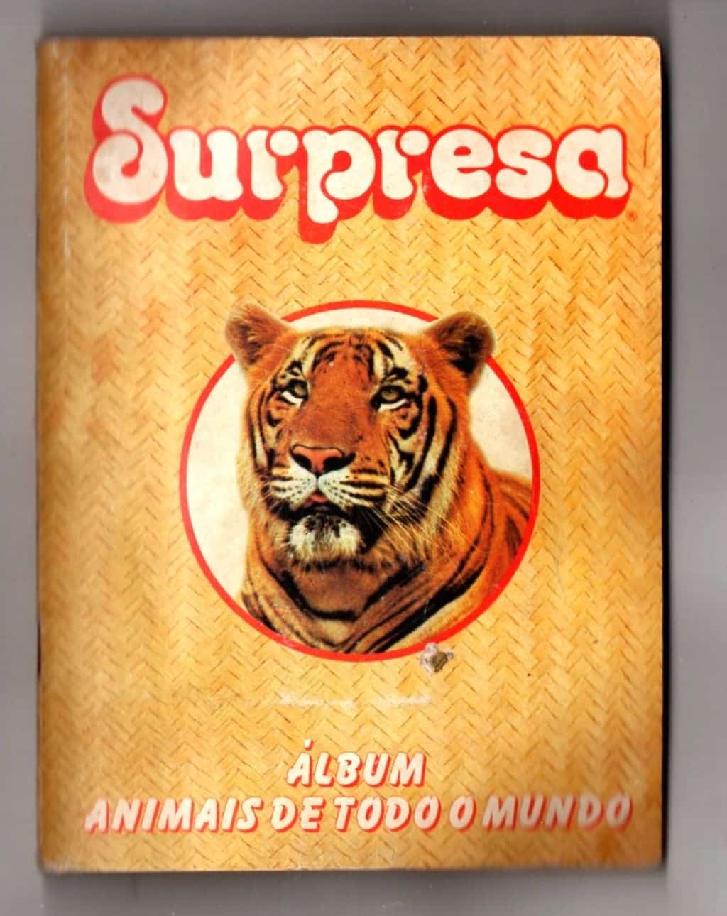 | Casa do Colecionador Album de Figurinhas - Nestle Surpresa - Animais De Todo Mundo 1983 Completo