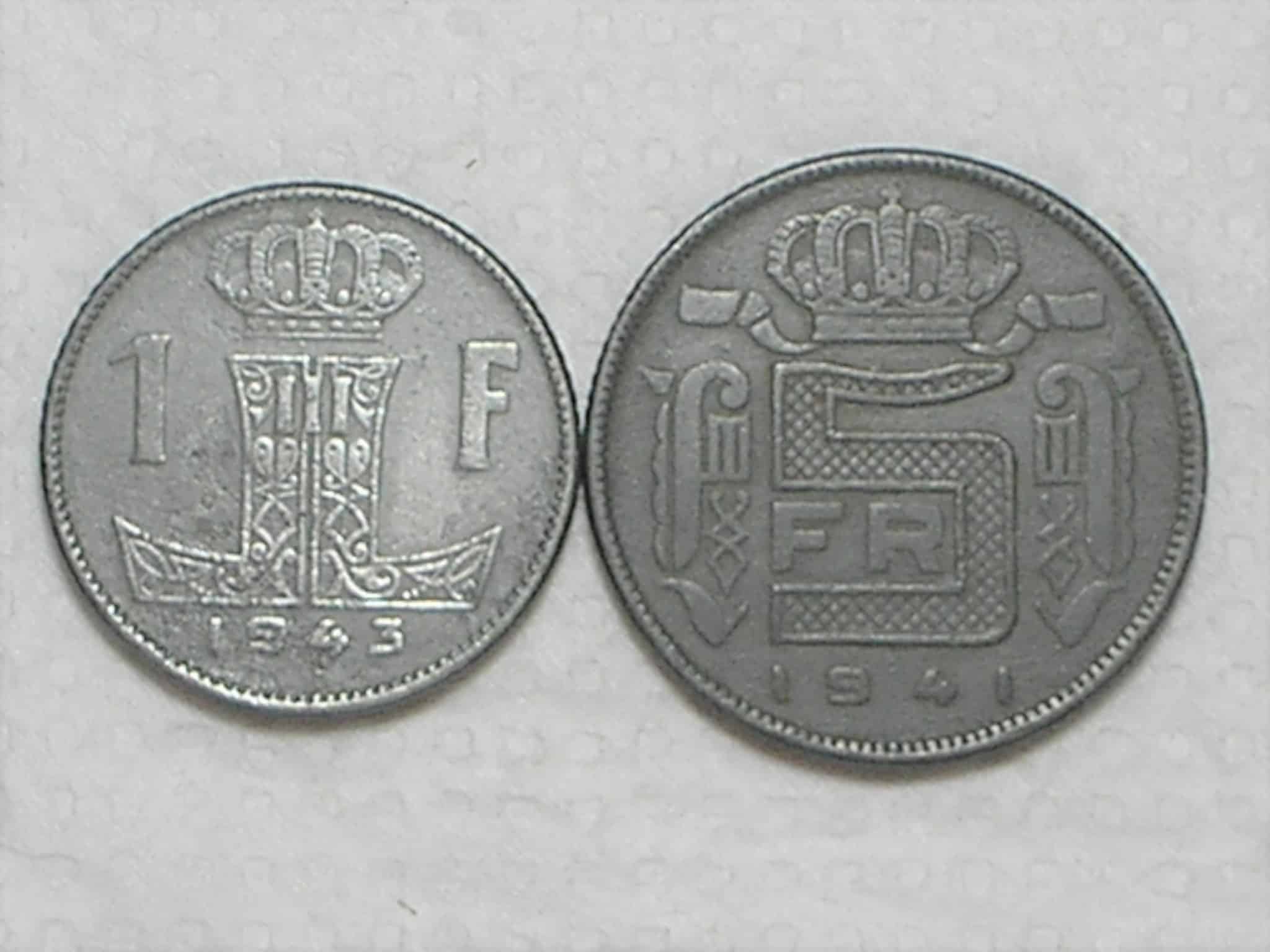 | Casa do Colecionador Belgica) 1 Franc - 1943 + 5 Francs - 1941 / 2ª Guerra - Zinc / box30