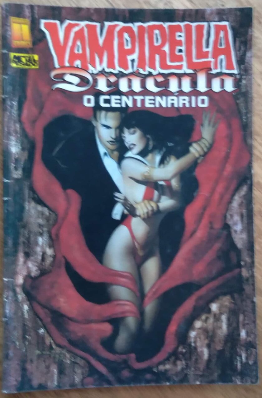 | Casa do Colecionador Ed Metal Pesado Gibi Vampirella 3 1998 / Dracula o centenário.