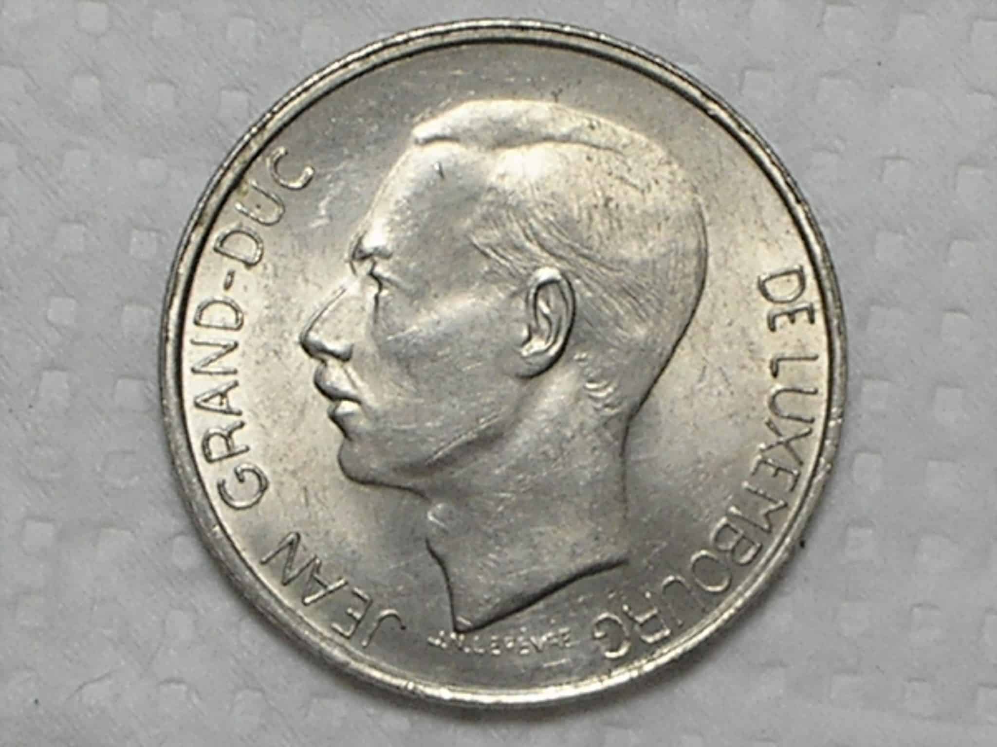 | Casa do Colecionador Luxemburgo) 5 Francs - 1971 / Co-Ni / box31