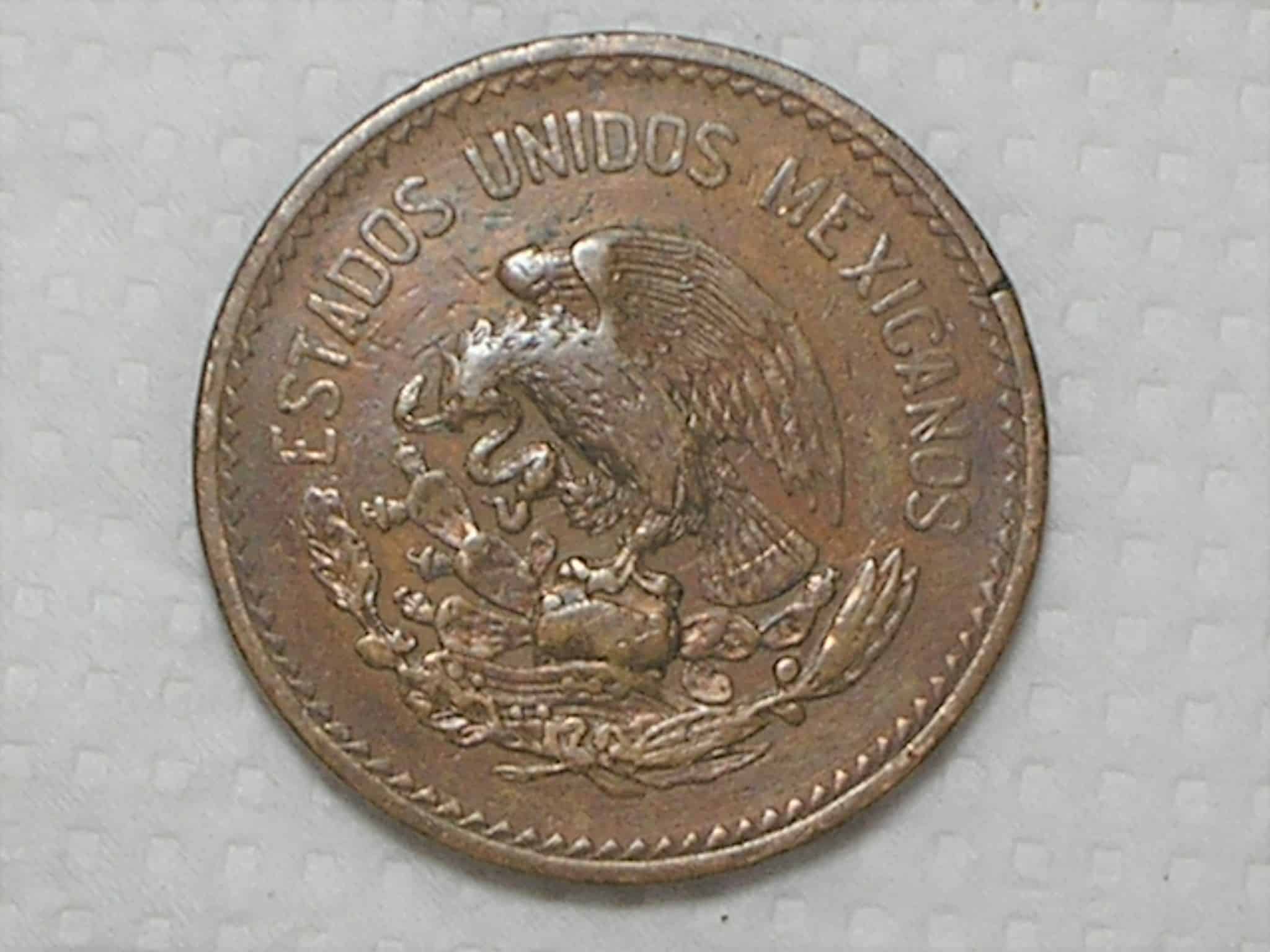 | Casa do Colecionador Mexico) 20 Centavos - 1944 / Bz / box31