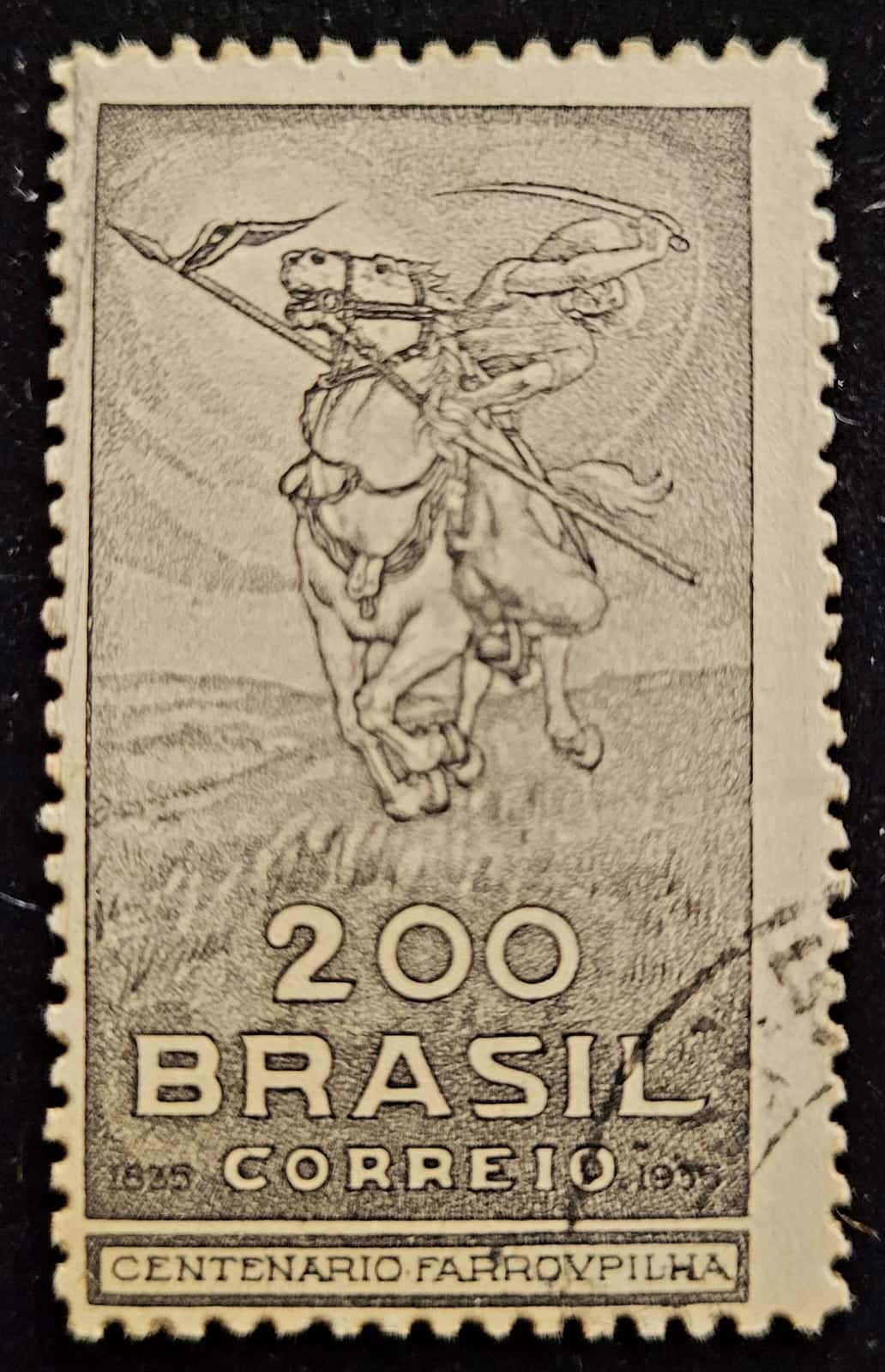 Comemorativos - RHM C0091 (Usado) 200 Réis - Centenário da Revolução dos Farrapos/RS - 20/09/1935 (Selos do Brasil)