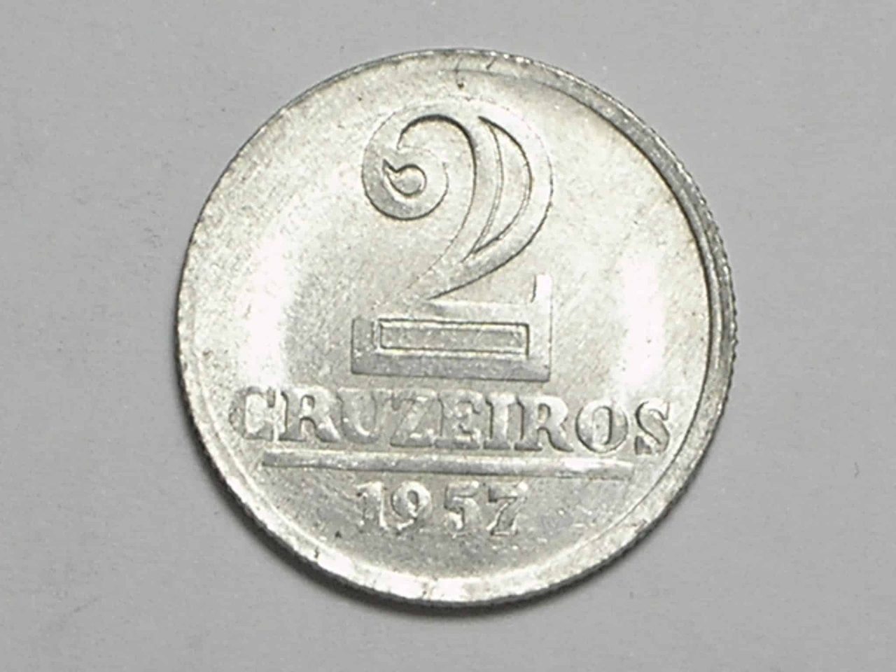 | Casa do Colecionador Data escassa - 2 Cruzeiros de 1957 em aluminio, poucas emissões