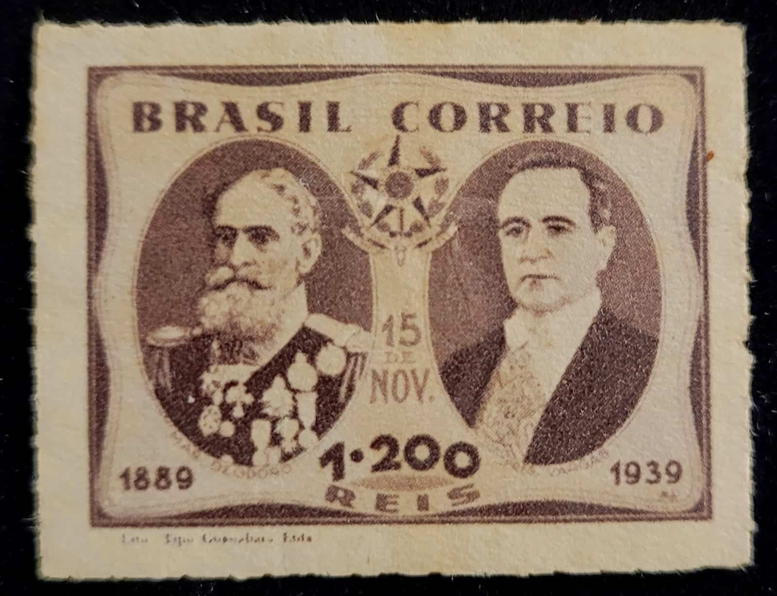 | Casa do Colecionador Comemorativos - RHM C0145 (Novo) 1.200 Réis - Cinquentenário da República - 15/11/1939 (Selos do Brasil)