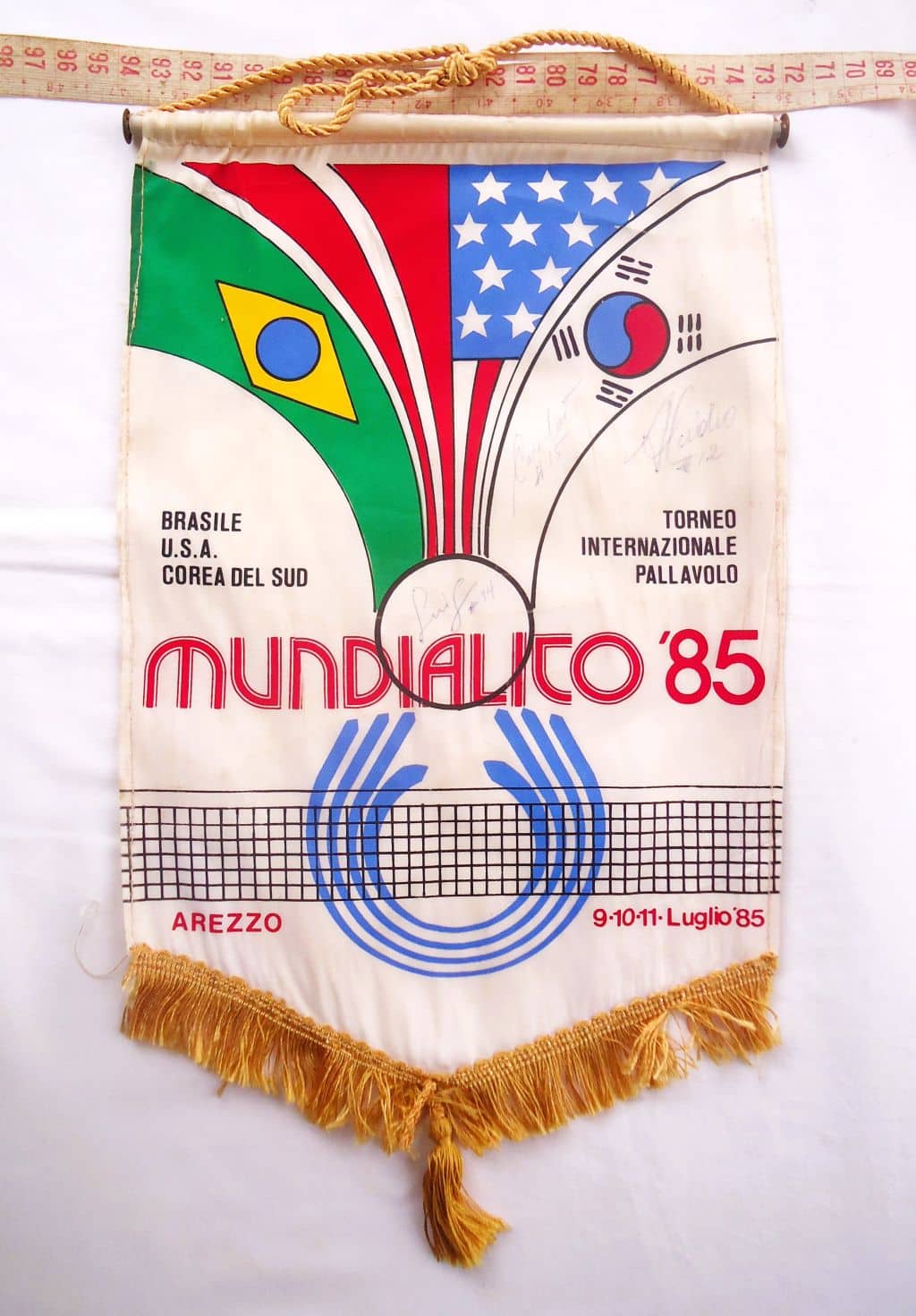 | Casa do Colecionador Flamula - Galhardete Mundialito 1985 Voleibol - Autografada