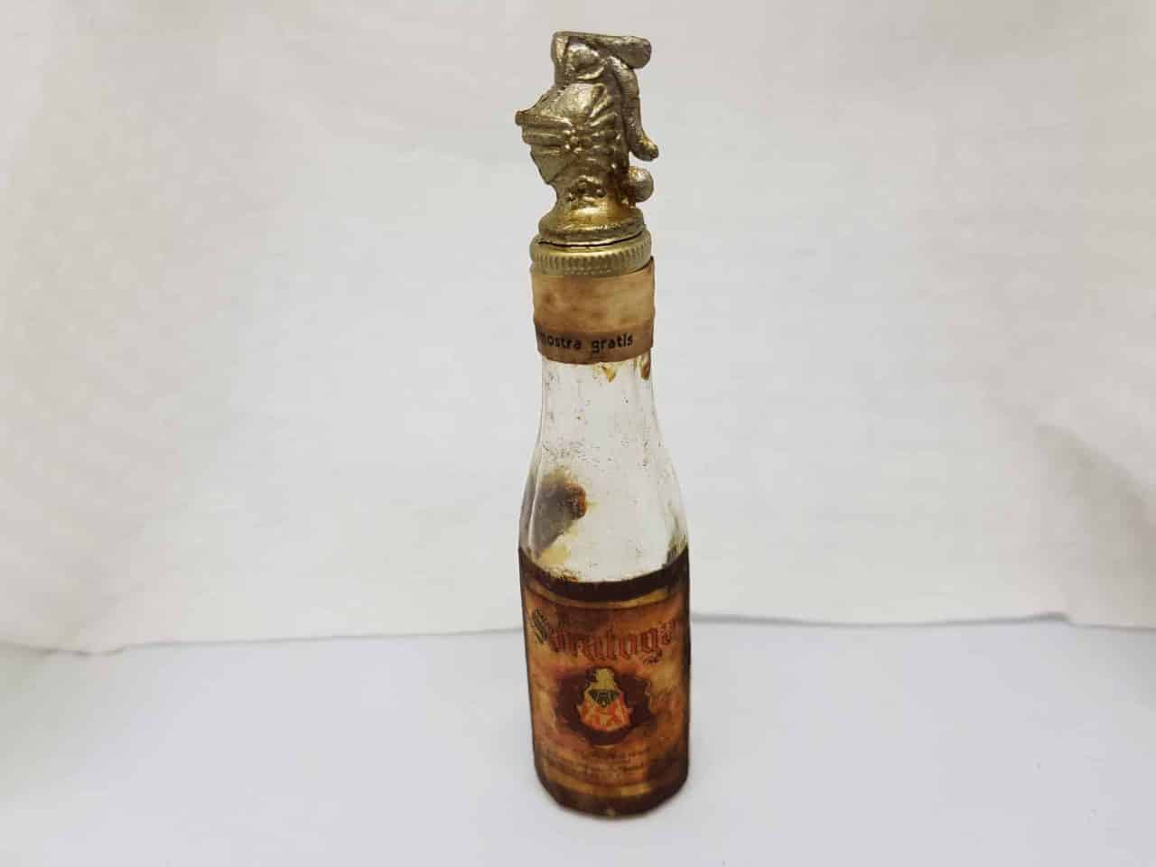 | Casa do Colecionador GARRAFA MINIATURA - RUM SARATOGA - PARA COLECIONADOR