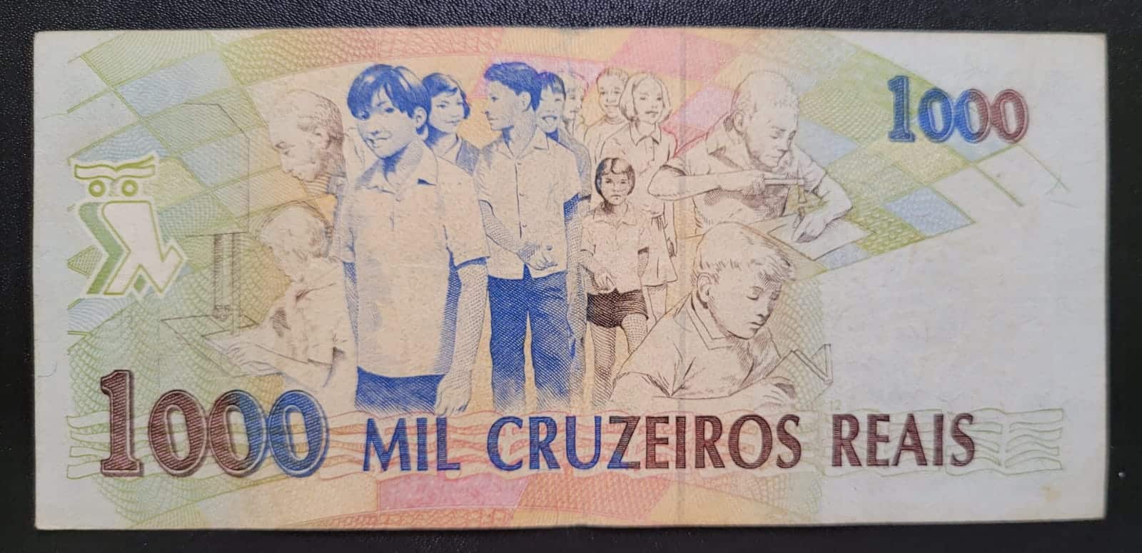 | Casa do Colecionador 1.000 (Mil Cruzeiros Reais) Cédula C238 - MBC - Nº 1382079933 (Ano 1993)