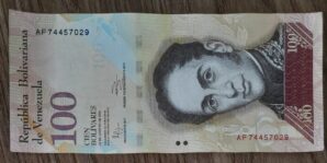 Cédula Venezuela de 100 MBC