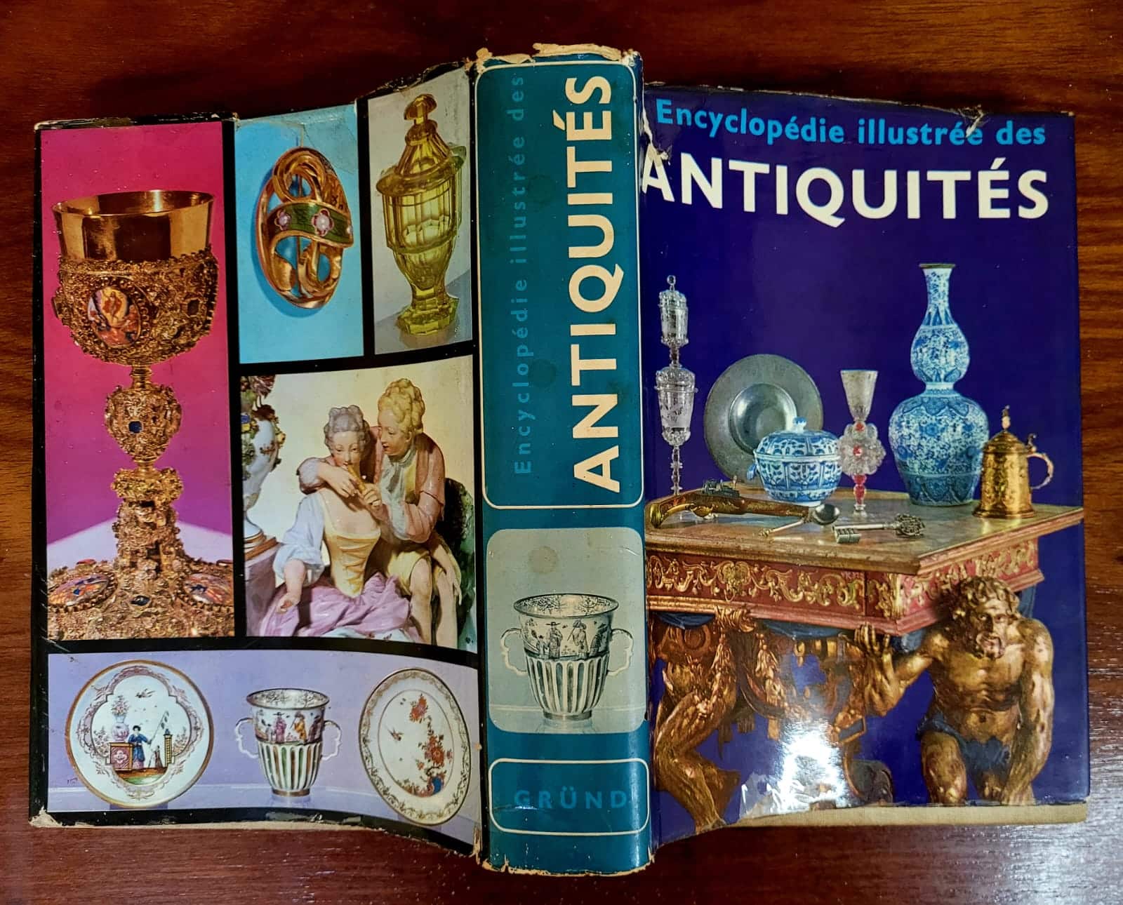 | Casa do Colecionador Encyclopédie Illustrée des Antiquités (Enciclopédia Ilustrada de Antiguidades) 1971