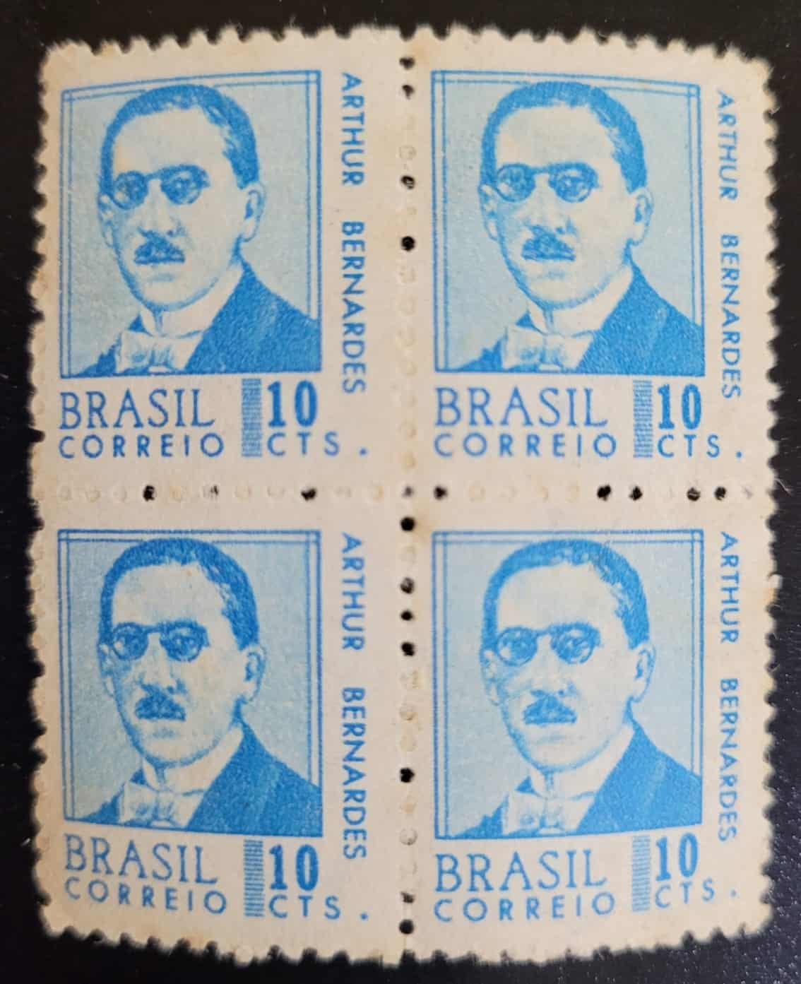 | Casa do Colecionador Regulares - RHM 532 (Quadra) Antigos Presidentes da República - Arthur Bernardes - 16/11/1967 (Selos da República)