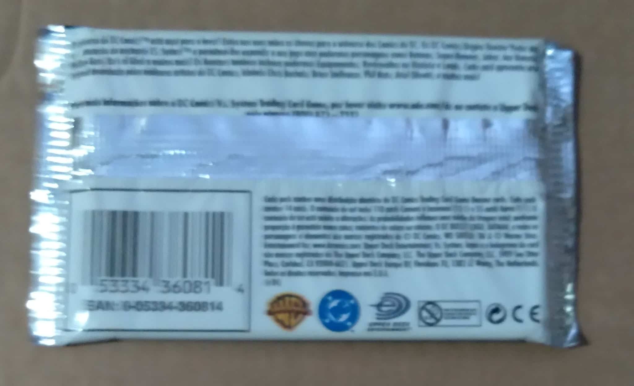 | Casa do Colecionador Booster Upper Deck DC Comics origins com 14 cartas.