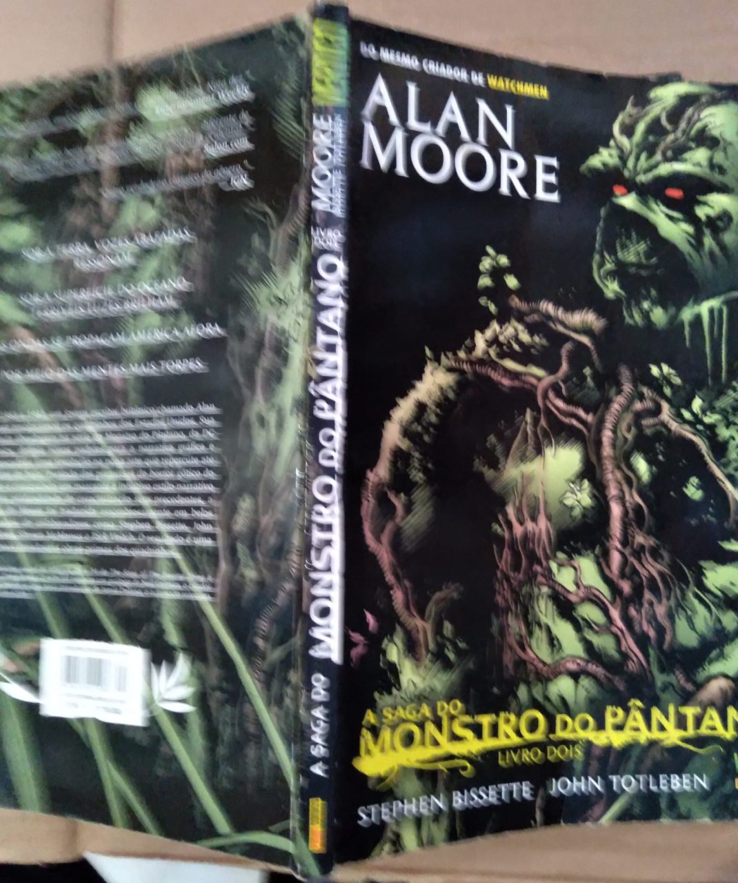 | Casa do Colecionador Ffaq Panini Monstro Do Pantano Saga Livro Dois Sob A Terra